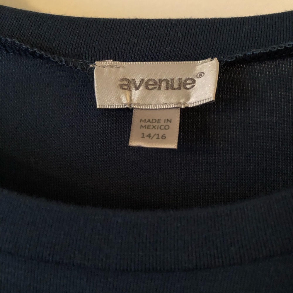 Average knit tunic